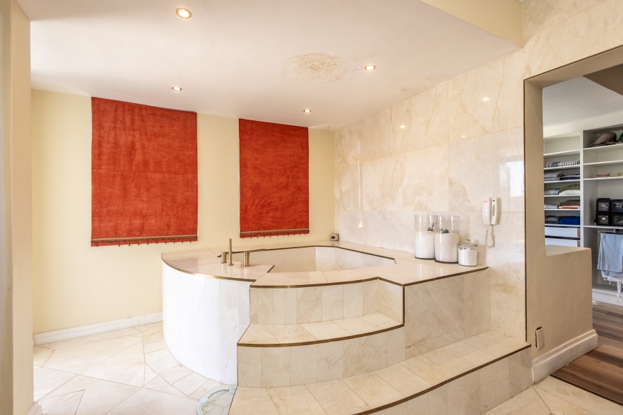 7 Bedroom Property for Sale in Welgedacht Western Cape